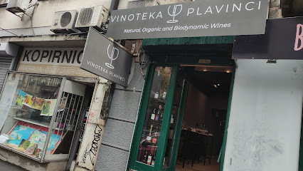 This is Vinoteka Plavinci - Natural Wine Shop & Bar's logo