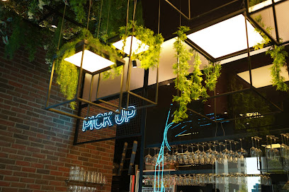 This is Smasher & Co. Belgrade's logo
