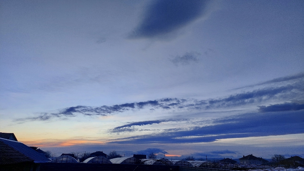 Нова година 2027