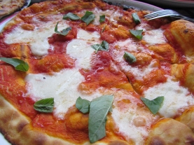 Пица Анкона - Редута лого