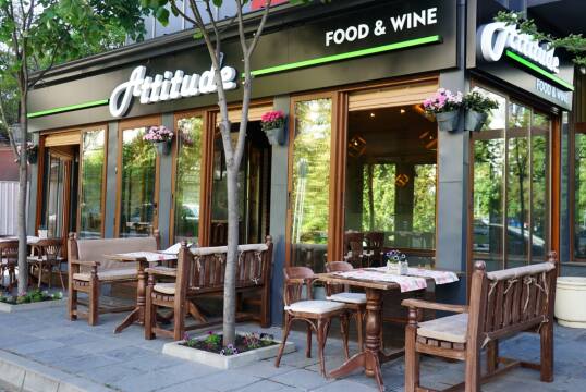 This is Ресторант Attitude food&wine's logo