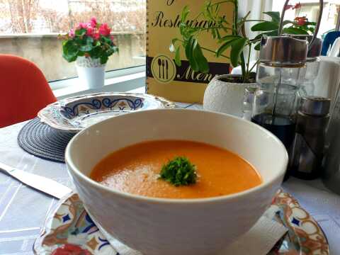 супа от булгур и домати