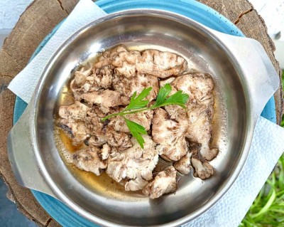 Поръчай храна за вкъщи Телешки мозък в масло, на саханче