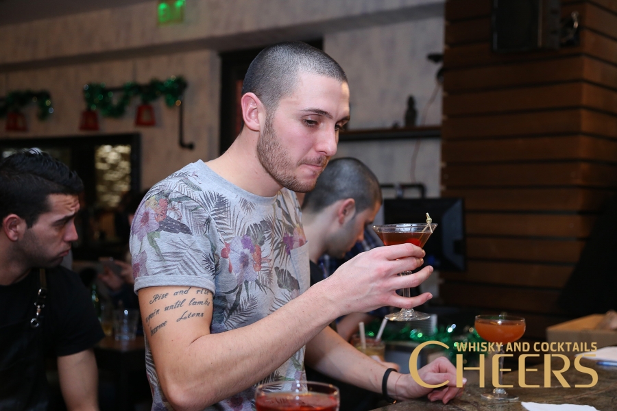 Π‘ΡΡΡΠ΅Π·Π°Π½ΠΈΠ΅ Π·Π° Π±Π°ΡΠΌΠ°Π½ΠΈ