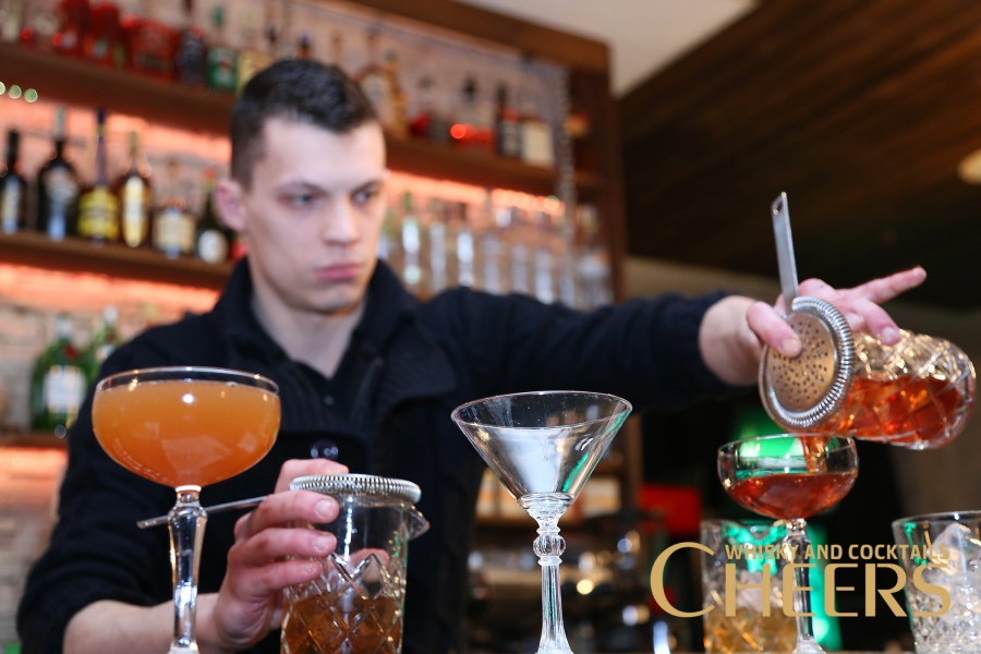 Π‘ΡΡΡΠ΅Π·Π°Π½ΠΈΠ΅ Π·Π° Π±Π°ΡΠΌΠ°Π½ΠΈ