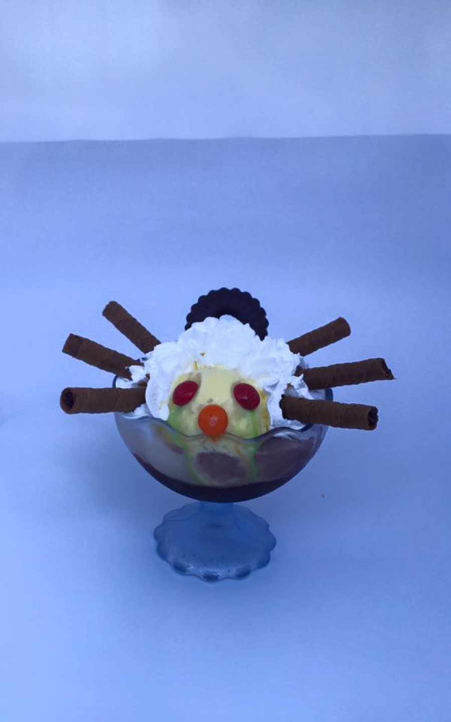 Малка част от нашите Сладки изкушения .... 