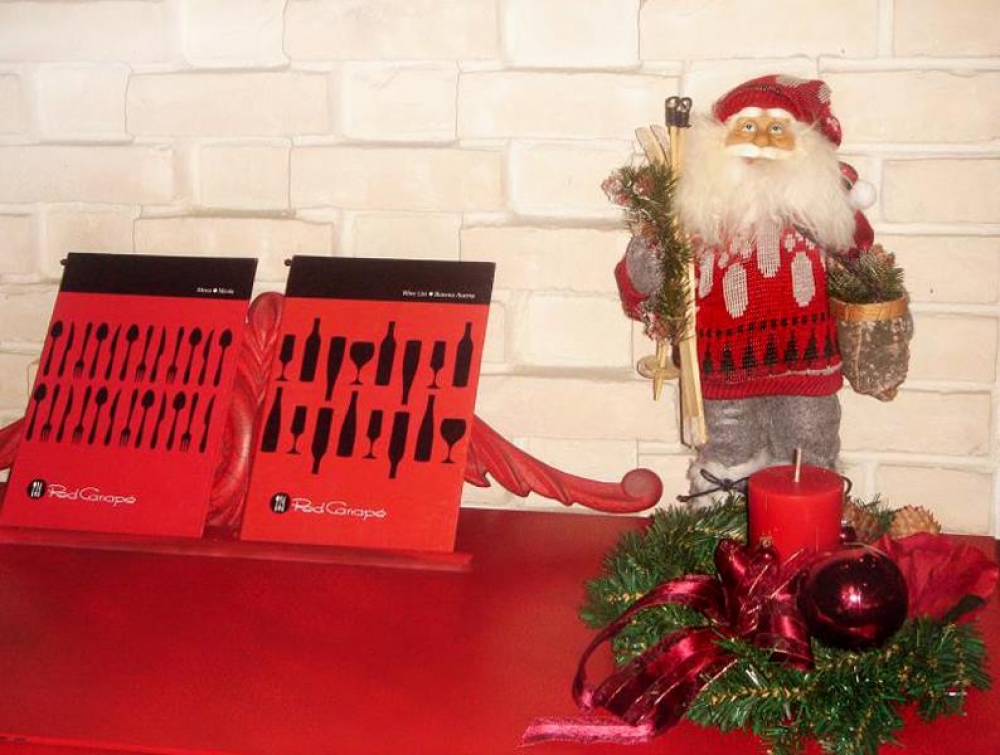 Вкусен обяд в Red Canape