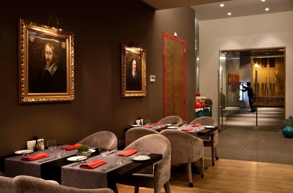 Вкусен обяд в Red Canape