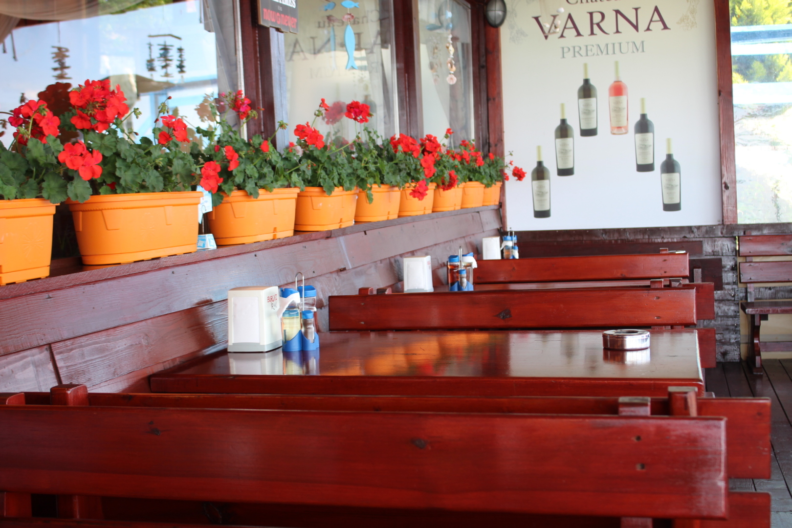 Лято 2019 посрещаме с нов интериор!