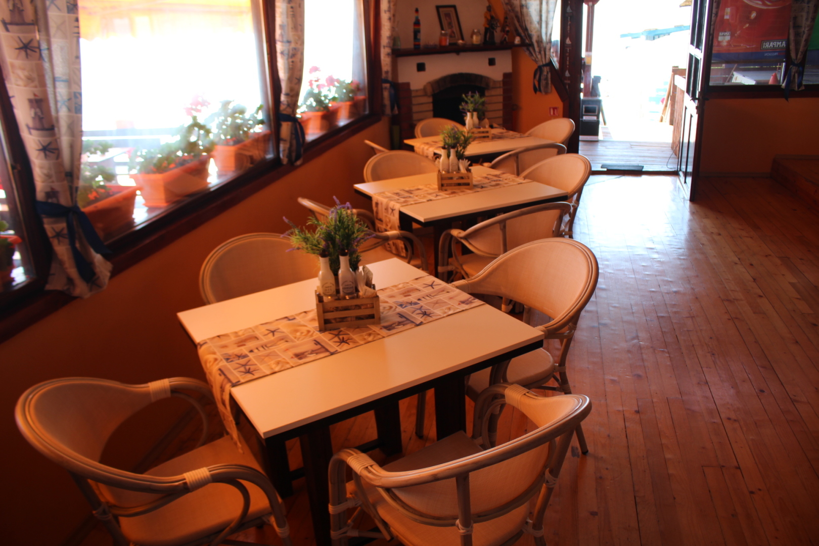 Лято 2019 посрещаме с нов интериор!