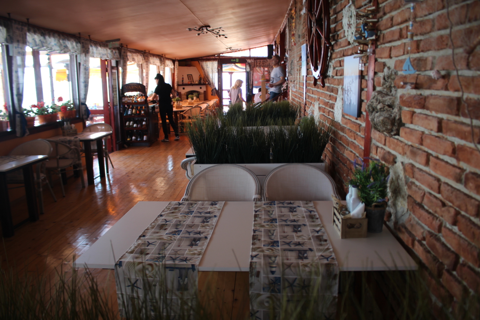 Лято 2019 посрещаме с нов интериор!