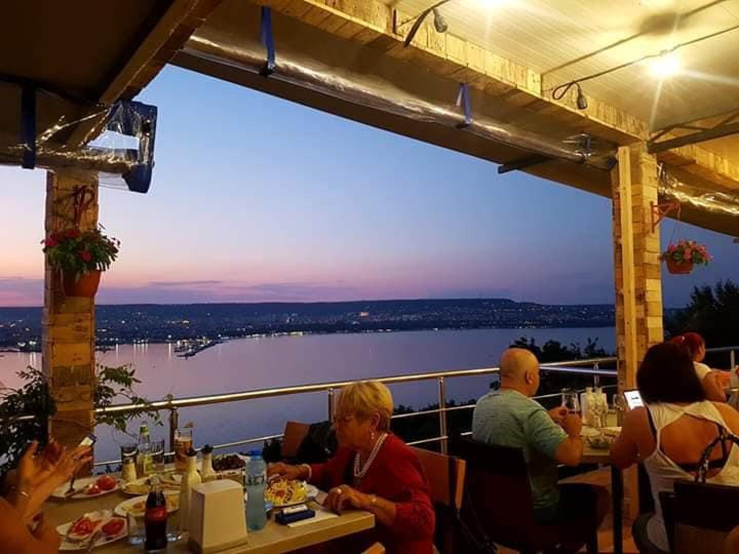 Лятна Градина Номер 1 