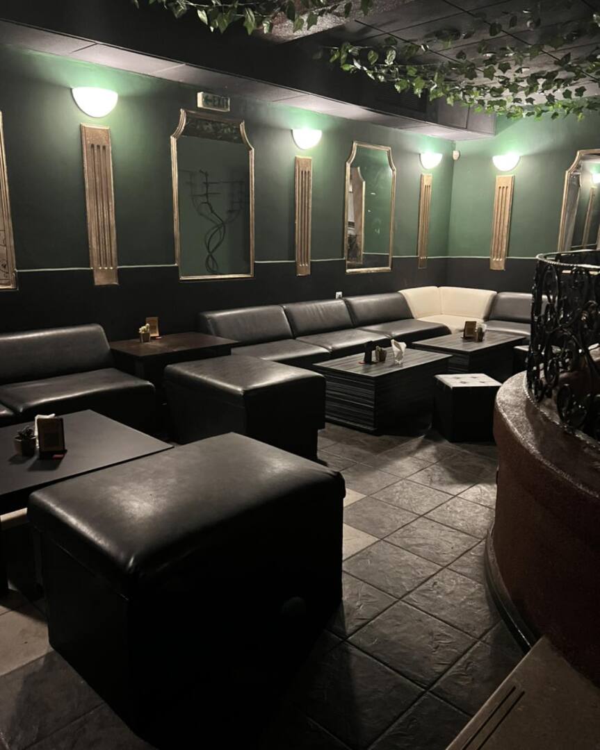 Запознайте се с Flame’s bar отвътре