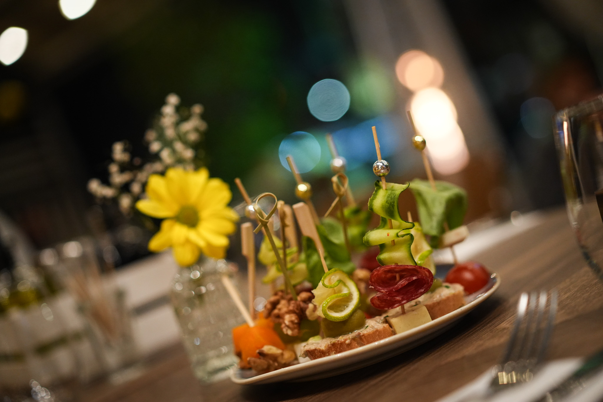 Поставихме началото на Gravity ....