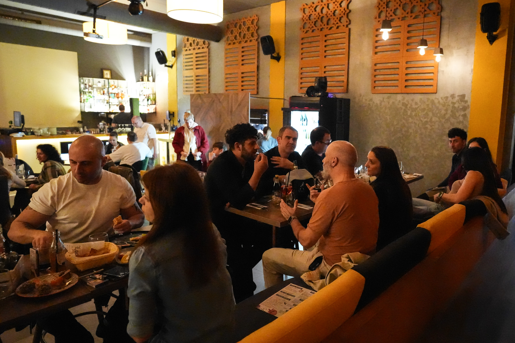 Поставихме началото на Gravity ....