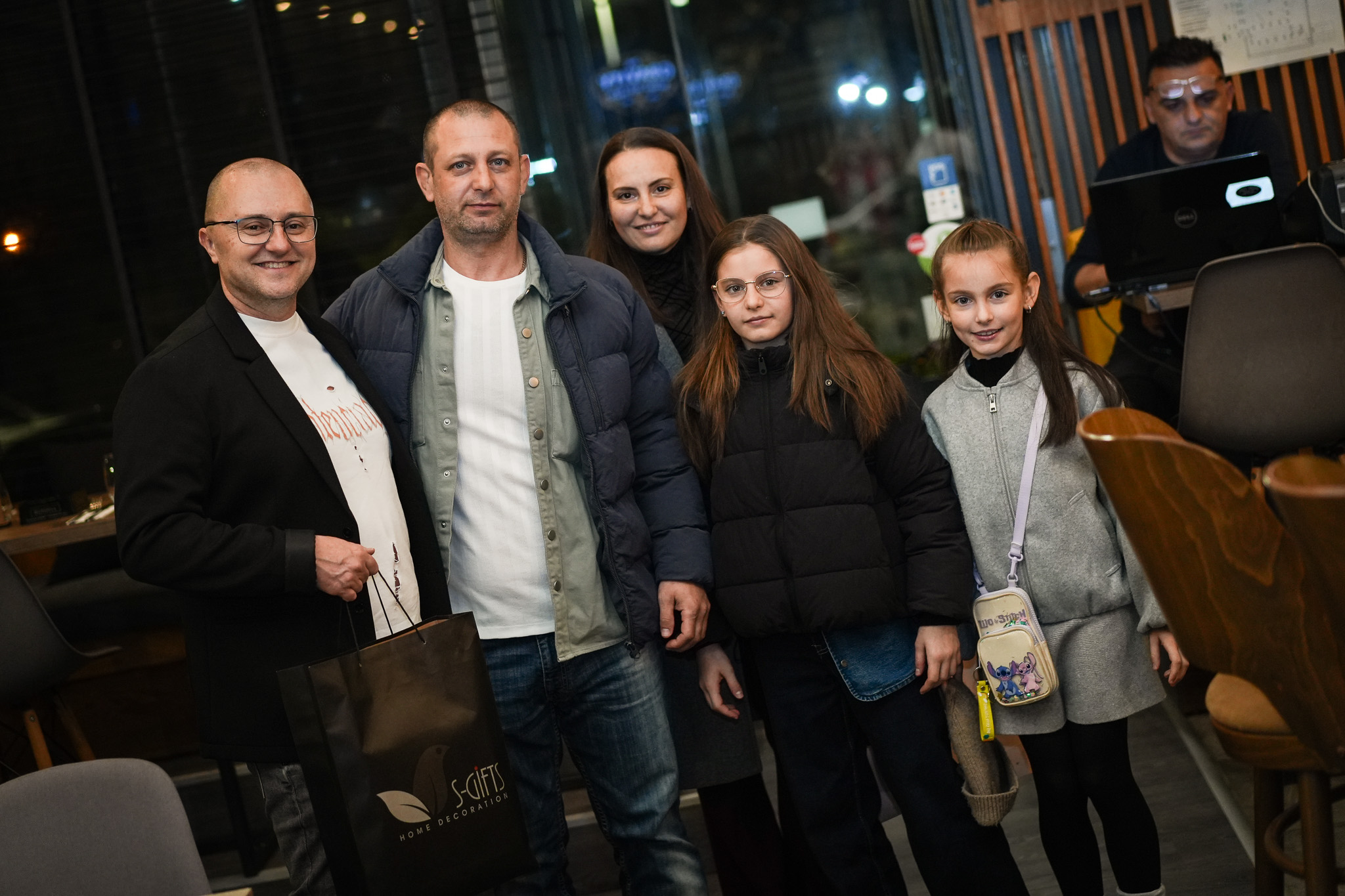 Поставихме началото на Gravity ....