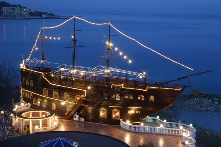 Сириус-Рибен Кораб-Ресторант