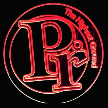 This is PR Club Golden Sands's logo