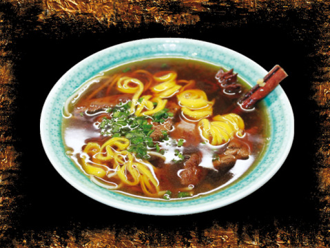 Ориенталска супа с телешко 